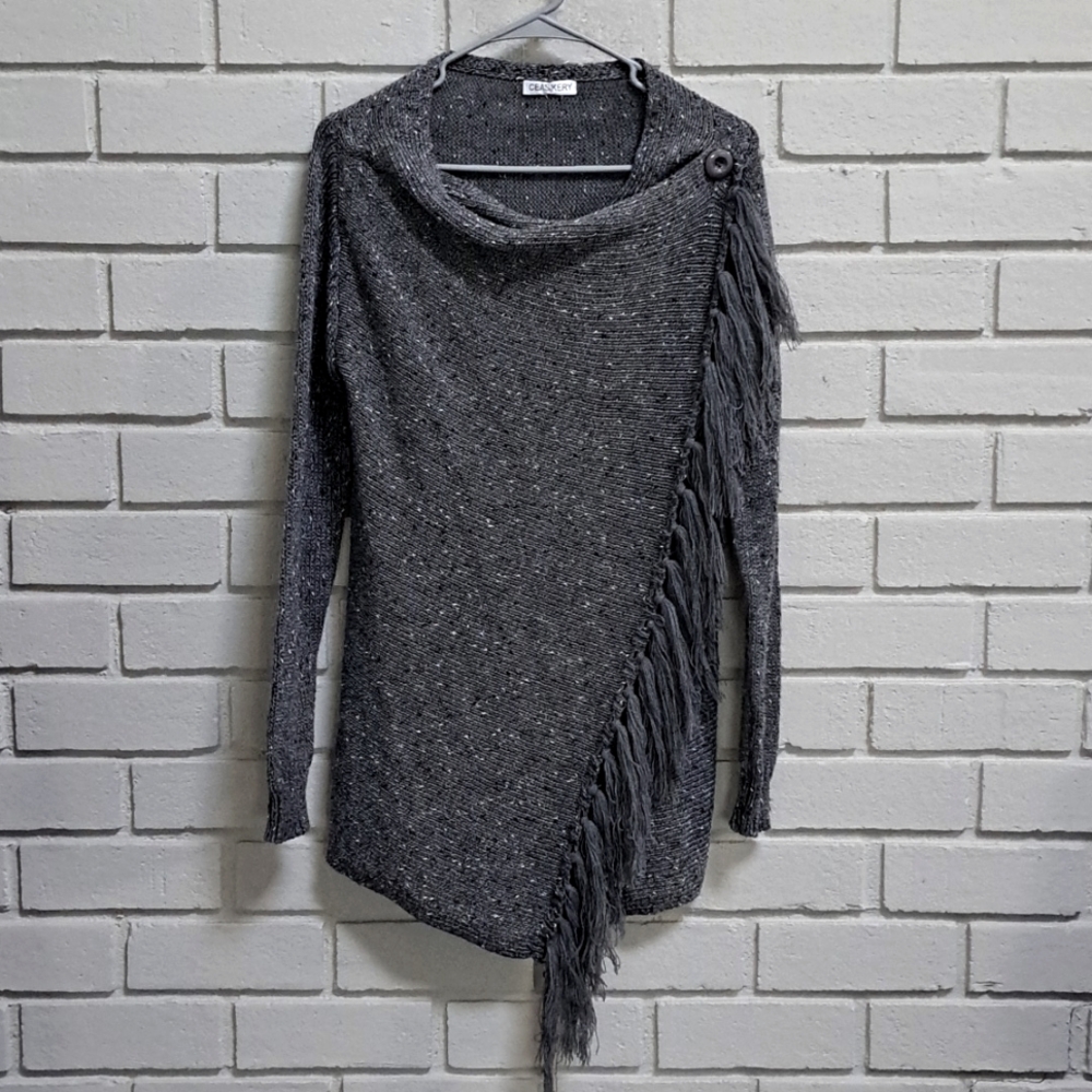Ceasikery Gray Heathered Fringe Warm Long Sweater. Size Small